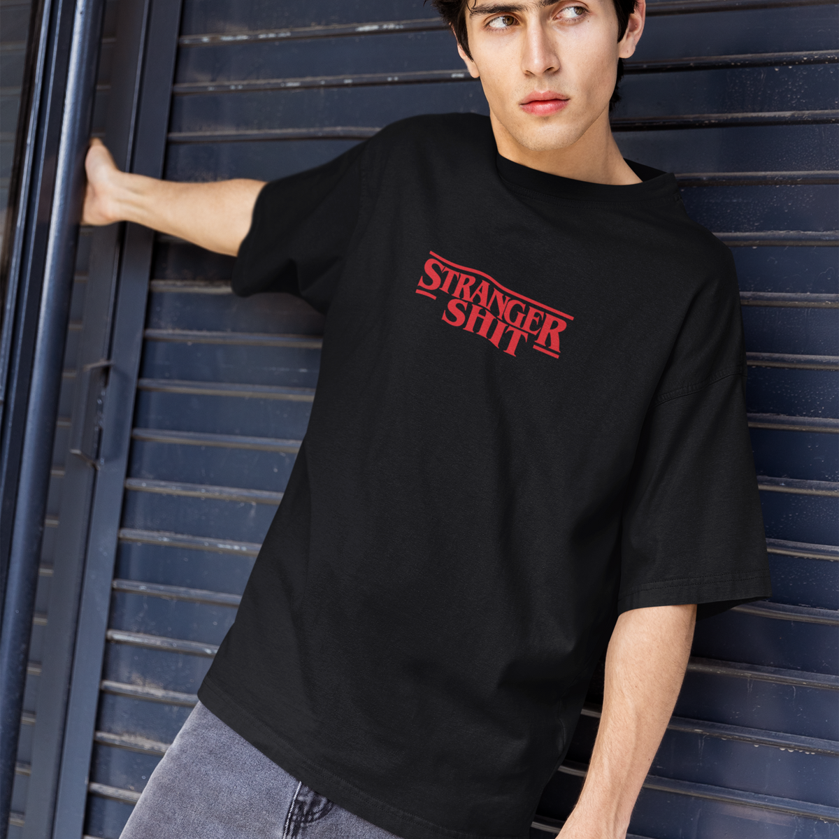 STRANGER SHIT Regular Fit T-Shirt
